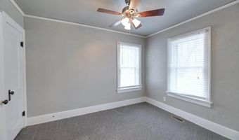 411 W Chestnut Ave, Arkansas City, KS 67005