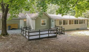 13 Poplar Dr, Albrightsville, PA 18210
