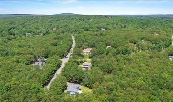 137 Long Vw, Albrightsville, PA 18210