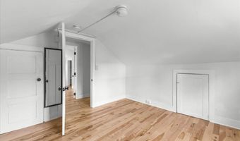 272 S Winooski Ave, Burlington, VT 05401