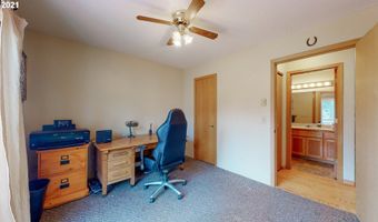 545 HASSETT St, Brookings, OR 97415