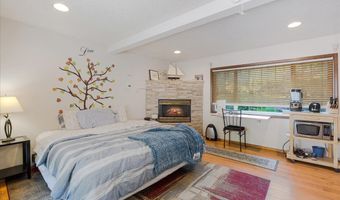20525 E MOUNTAIN COUNTRY Ln, Brightwood, OR 97011