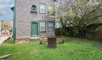 85 Mill St, Newport, RI 02840