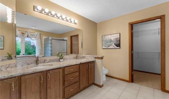 13947 Fleetwood Ave, Apple Valley, MN 55124