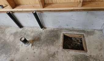 492 Sleepy Hollow Rd, Appleton, WA 98602