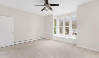 91 Warren Ave, Cranston, RI 02920