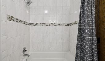506 2nd Ave SW, Altoona, IA 50009