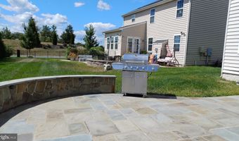 25501 EMERSON OAKS Dr, Aldie, VA 20105