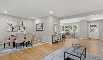 14016 BAUER Dr, Rockville, MD 20853