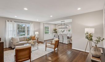 8217 CINDY Ln, Bethesda, MD 20817