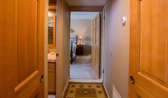 8502 E CAVE CREEK Rd 10, Carefree, AZ 85377