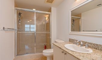 19501 W Country Club Dr 2513, Aventura, FL 33180