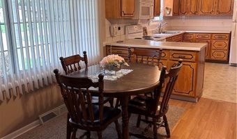 8300 Bear Rd SE, Amsterdam, OH 43903