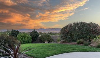 3276 W Hillcrest Ln, Boise, ID 83705