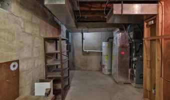 1717 W CEDAR St, Allentown, PA 18104