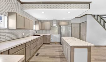 121 Lake St, Akron, OH 44301