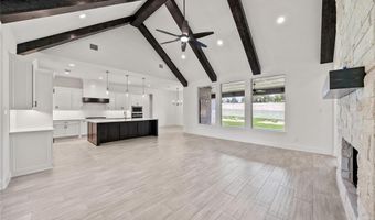 808 Dog Wood Rd, Weatherford, TX 76085