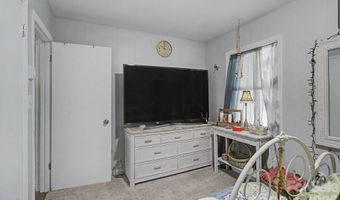 102 Wicklow Dr, Asheville, NC 28806