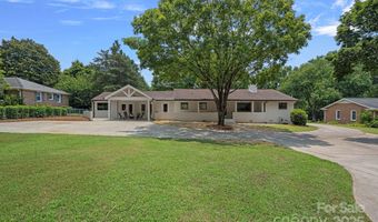 4209 Windwood Cir, Charlotte, NC 28226