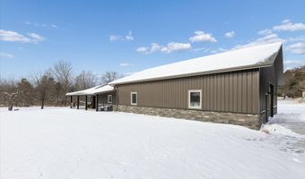 8370 Lakeview Rd, Alanson, MI 49706