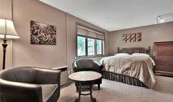 706 Benton St, Anoka, MN 55303