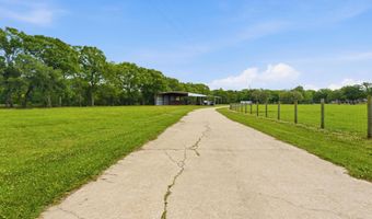 776 Sand Pit Rd, Arnaudville, LA 70512