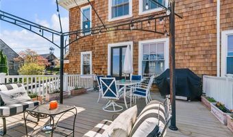70 Peirce St, East Greenwich, RI 02818