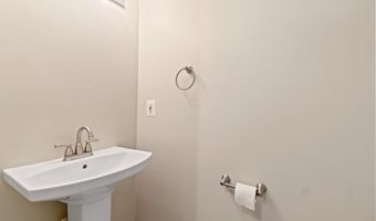 727 N VERMONT St, Arlington, VA 22203