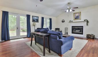 10 N Mason Rd, Brookline, NH 03033