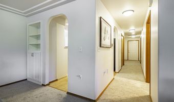 833 Cobblestone Ct, Ashland, OR 97520
