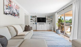 5668 Monte Verde Dr, Santa Rosa, CA 95409