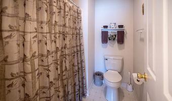 8199 Overbrooke Ln, Avon, IN 46123