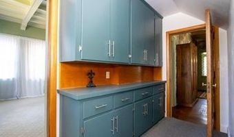 421 Center St, Ashland, OH 44805