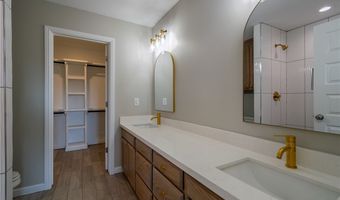 1047 N King St, Alice, TX 78332
