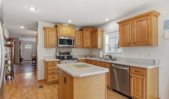 1012 Bartlett Ave, Altoona, WI 54720