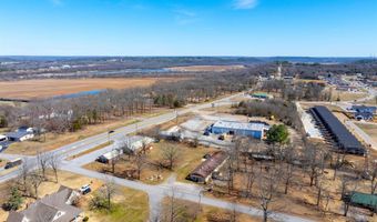 105 Chamblee Dr, Batesville, AR 72501