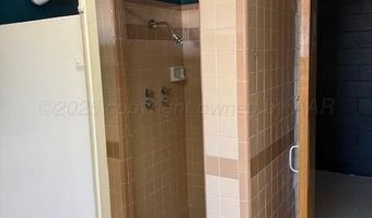 2801 DUNIVEN Cir, Amarillo, TX 79109