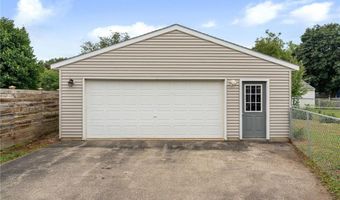 910 8th Ave SW, Austin, MN 55912