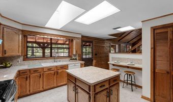 3260 E Linton Rd, Benton, LA 71006