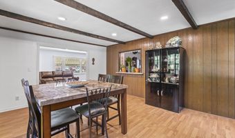 66 Loftus Cir, Bridgeport, CT 06606