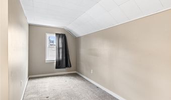 619 Fairfax St, Altoona, WI 54720