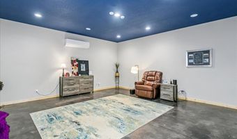 6070 SW Santa Fe Lake Rd, Augusta, KS 67010