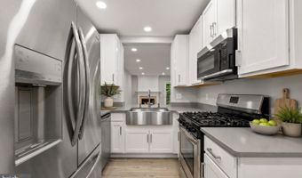 5980 KIMBERLY ANNE Way, Alexandria, VA 22310