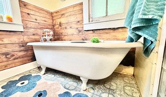 409 E Evens Steet, Bainbridge, GA 39819