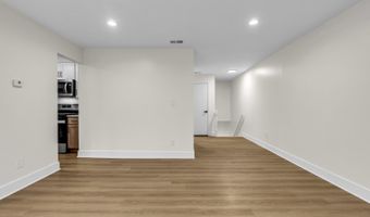 104 Dundee Ct, Aberdeen, NJ 07747