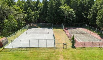 114 Loon Call Dr, Belgrade, ME 04917