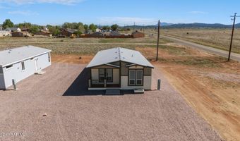 481 W Grand Canyon Rd, Paulden, AZ 86334