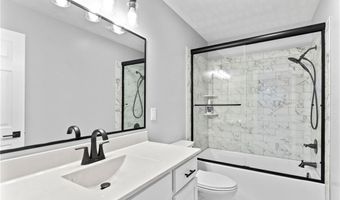 934 E Crothersville Rd, Austin, IN 47102