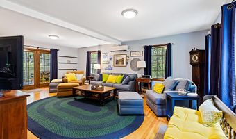 40 Pheasant Run Rd, Belgrade, ME 04917