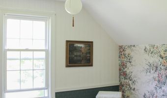 117 Blackstrap Rd, Falmouth, ME 04105